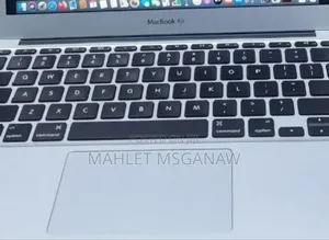 New Laptop Apple MacBook Air 4GB Intel Core I5 SSD 128GB