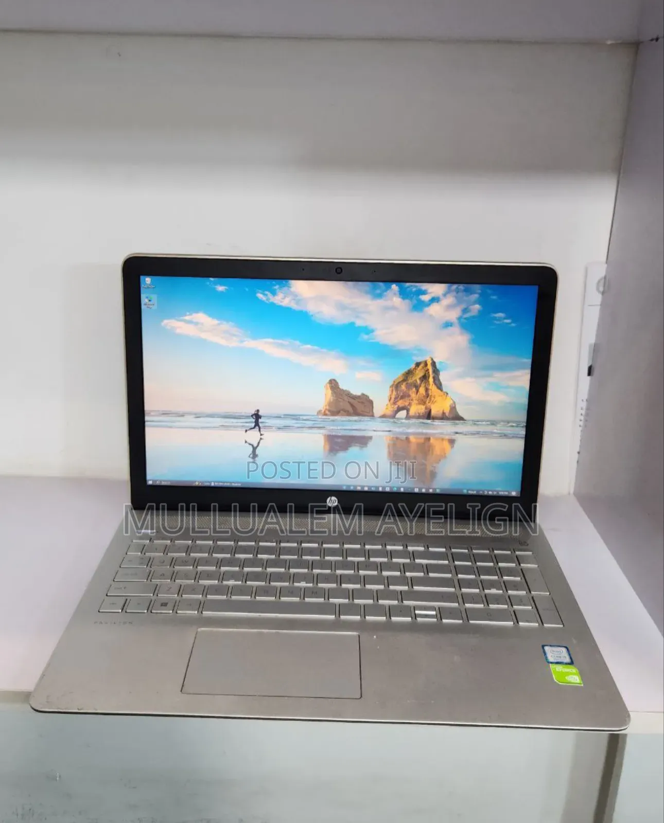 New Laptop HP Pavilion 15 8GB Intel Core I5 HDD 1T