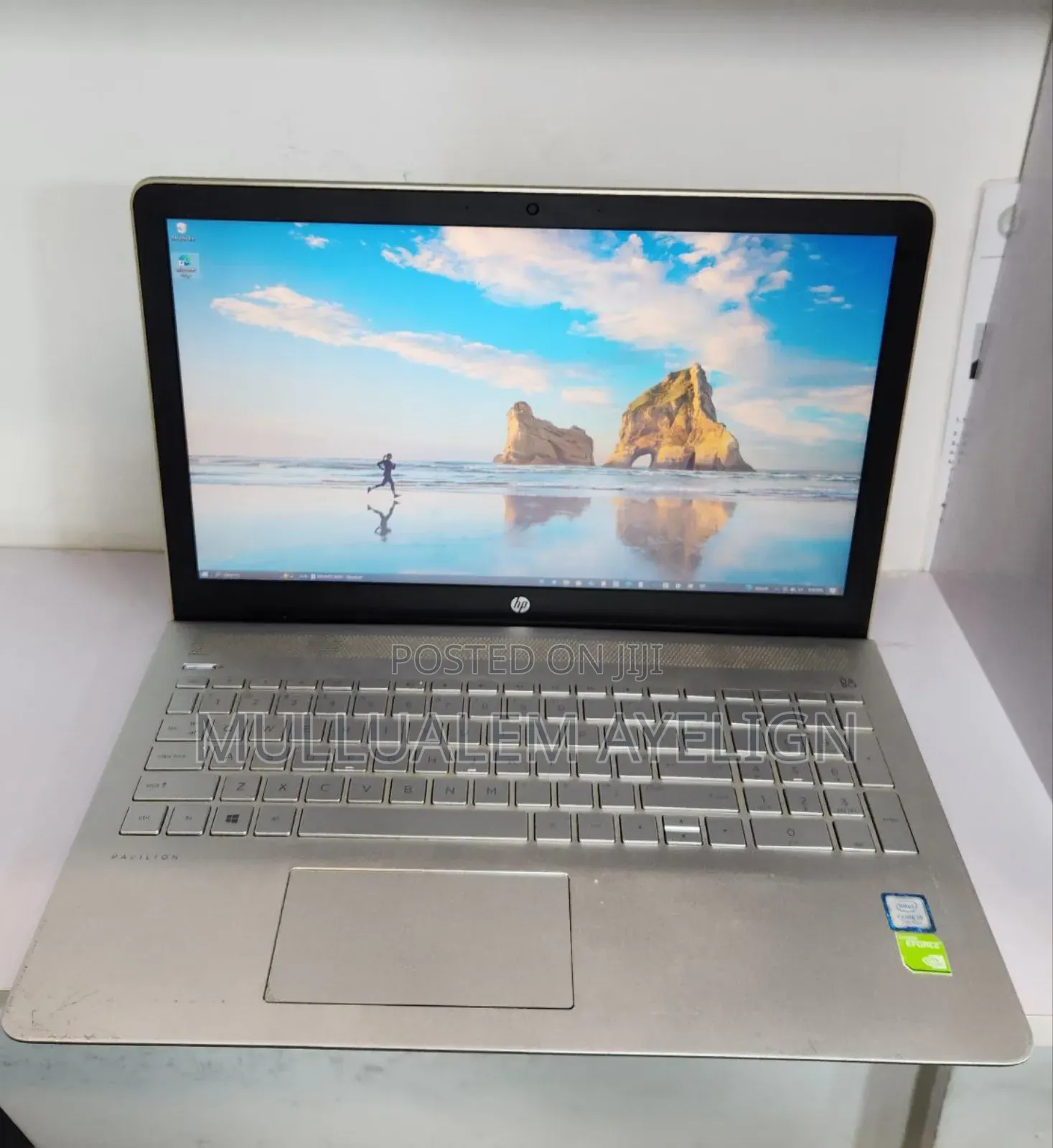 New Laptop HP Pavilion 15 8GB Intel Core I5 HDD 1T