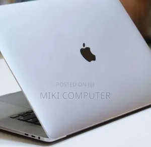 Photo - New Laptop Apple MacBook Pro 2019 32GB Intel Core I9 SSD 2T