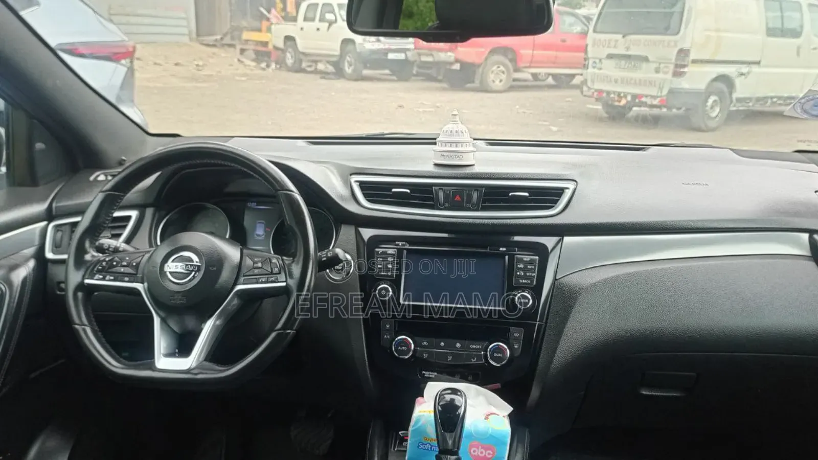 Nissan Qashqai 2018 Brown