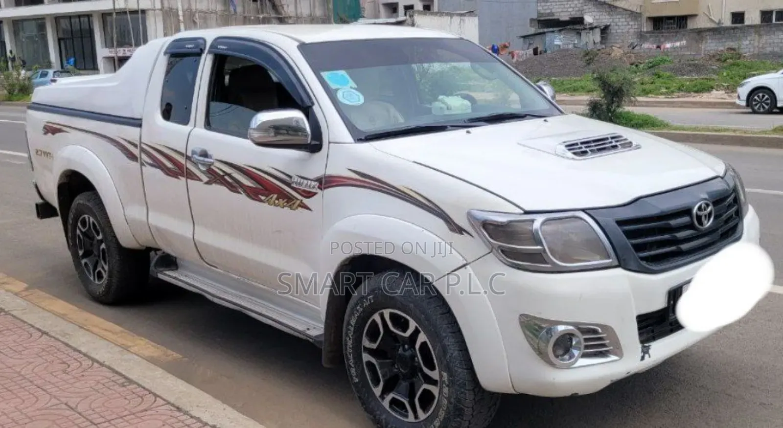 Toyota Hilux 2013 White