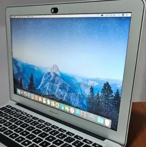 Photo - New Laptop Apple MacBook Air 2017 8GB Intel Core I5 SSD 128GB