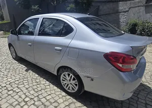 Mitsubishi Attrage 2021 Silver