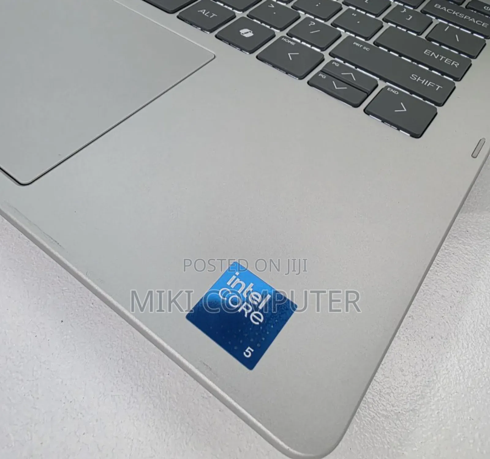 New Laptop HP OmniBook 5 Flip 16GB Intel Core 5 SSD 512GB