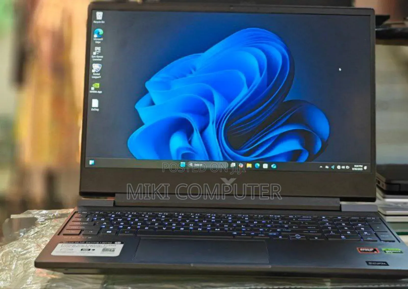 New Laptop Microsoft Surface 16GB Intel Core i7 SSD 512GB