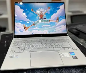 New Laptop HP Envy 14 8GB Intel Core I7 SSD 256GB