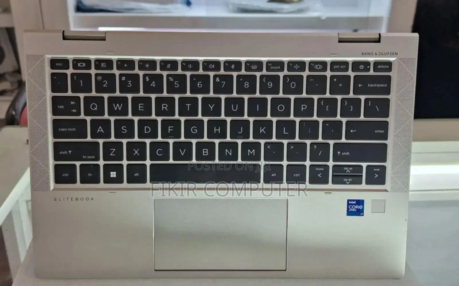 New Laptop HP EliteBook 830 G8 32GB Intel Core I7 SSD 512GB