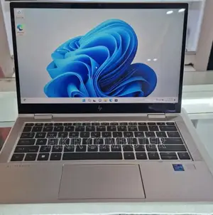 New Laptop HP EliteBook 830 G8 32GB Intel Core I7 SSD 512GB