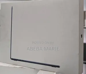 New Laptop Apple MacBook Air 2022 M2 16GB Apple M2 SSD 256GB