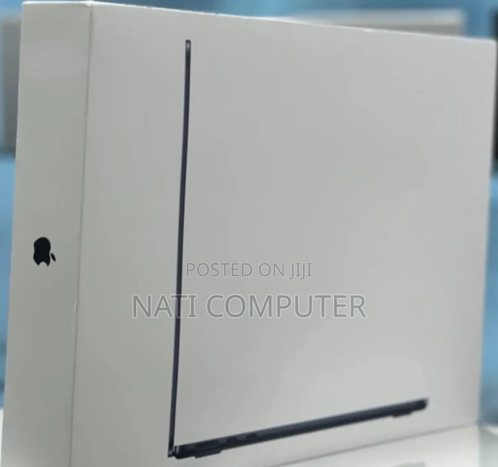 New Laptop Apple MacBook Air 2022 M2 16GB Intel Core I7 SSD 256GB