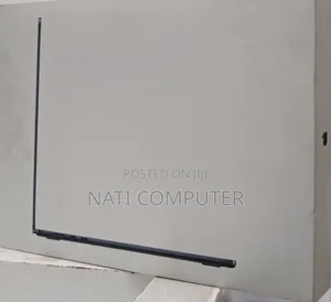 New Laptop Apple MacBook Air 2022 M2 16GB Intel Core I7 SSD 256GB