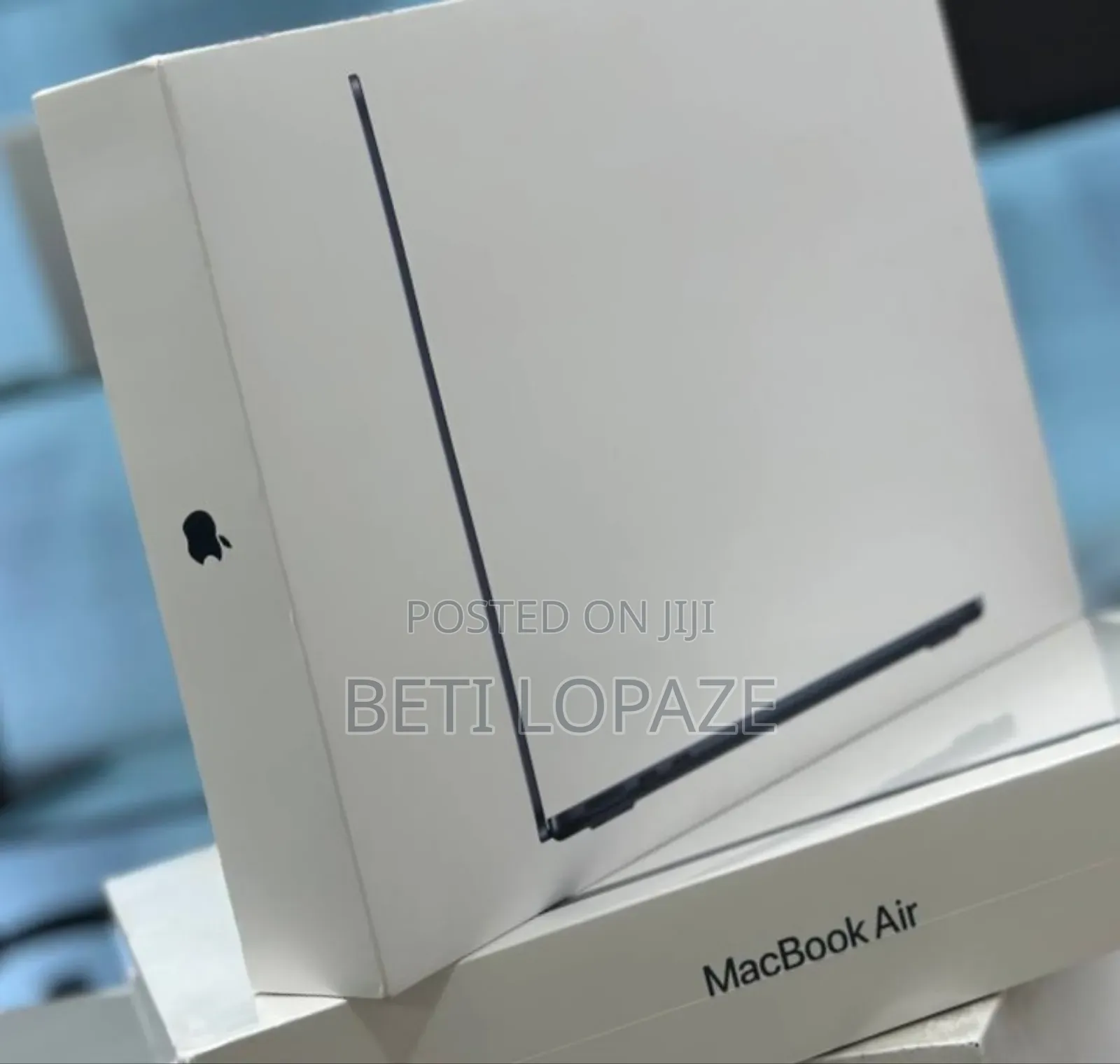 New Laptop Apple MacBook Air 2022 M2 16GB Intel Core I5 SSD 256GB