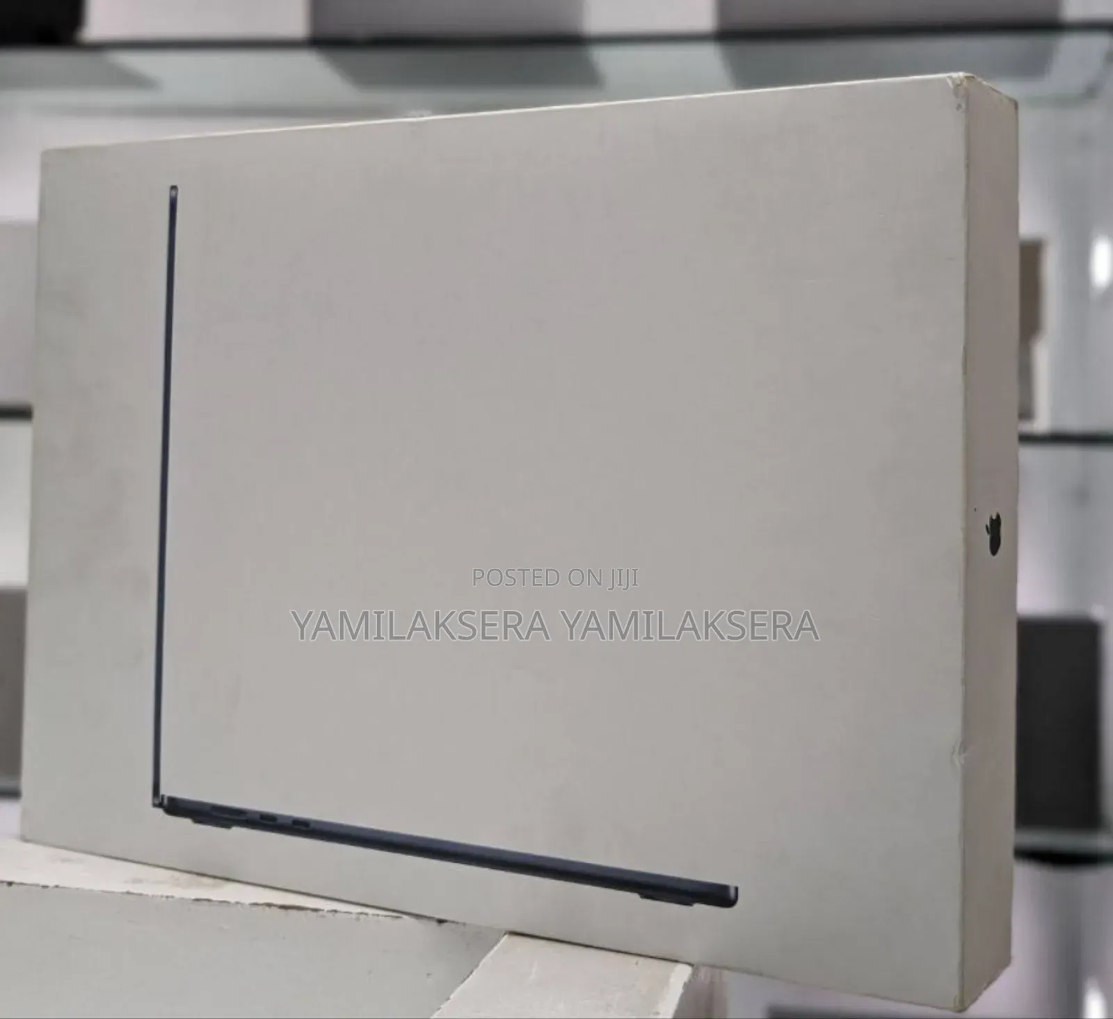 New Laptop Apple MacBook Pro 2023 M2 16GB Apple M2 SSD 256GB