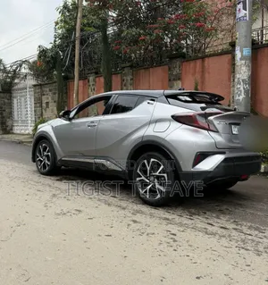 Toyota C-HR 2017 Silver