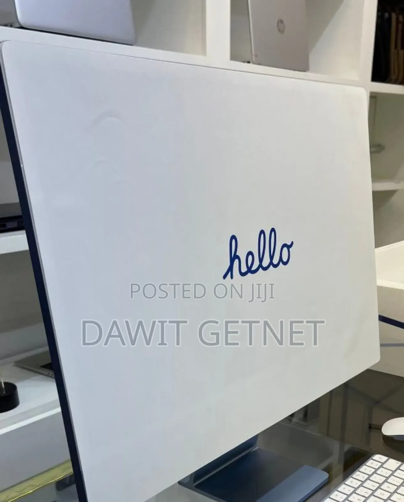 New Apple MacBook Air 2024 M3 13-Inch 8GB Intel Core M3 SSD 256GB