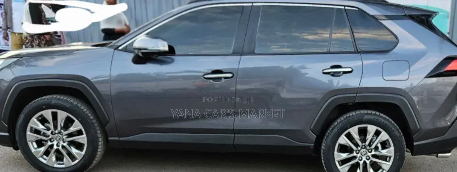 Toyota RAV4 Hybrid 2023 Gray