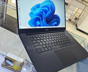 New Laptop Dell 32GB Intel Core I7 SSD 1T