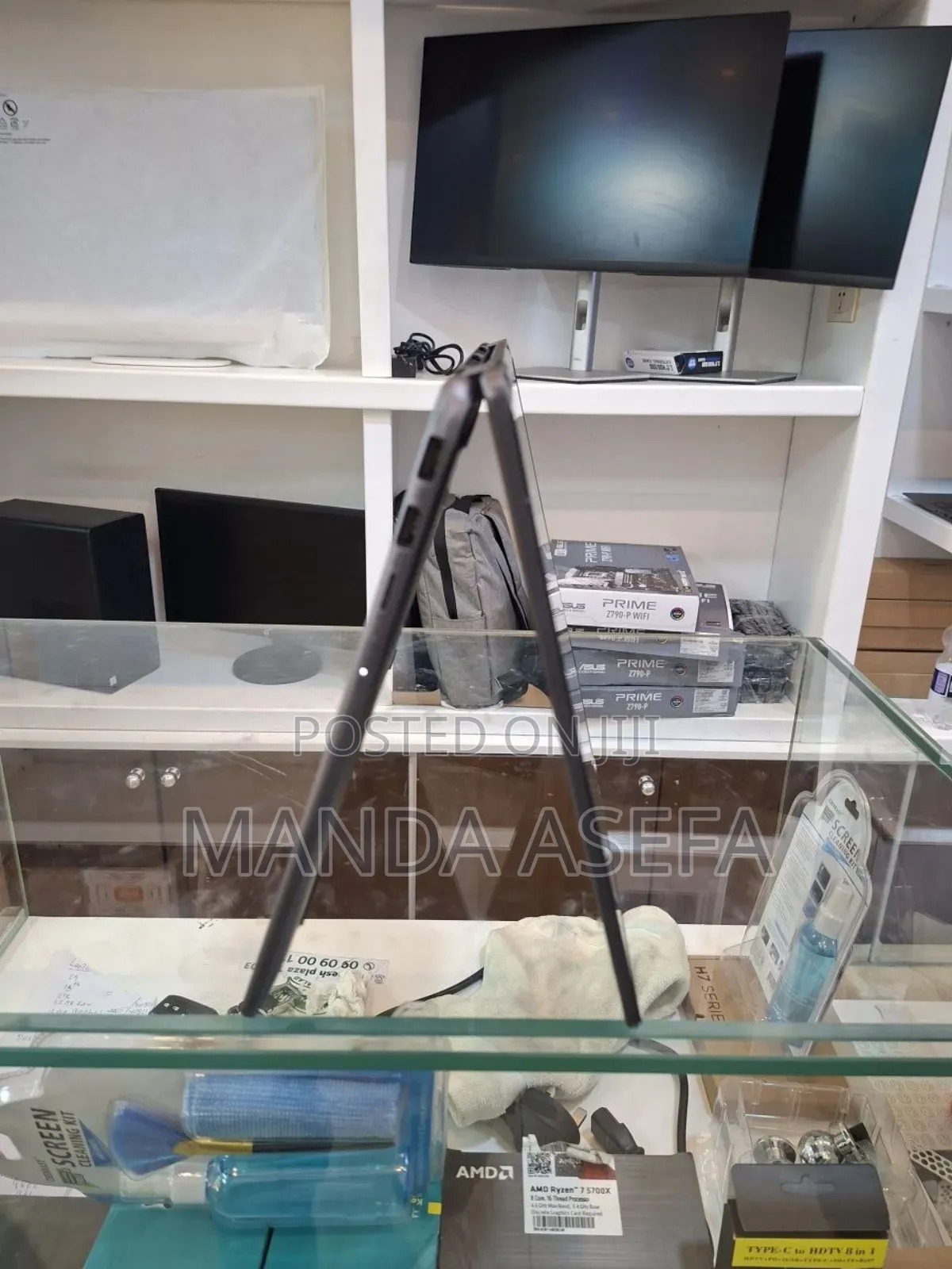 New Laptop Lenovo Yoga 7i 16GB Intel Core Ultra 7 SSD 1T