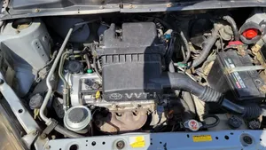 Toyota Vitz 2002 Silver