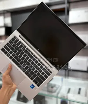 New Laptop HP EliteBook 840 G8 16GB Intel Core I7 SSD 512GB