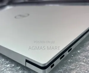 New Laptop Dell Precision 15 3520 16GB Intel Core I7 SSD 512GB