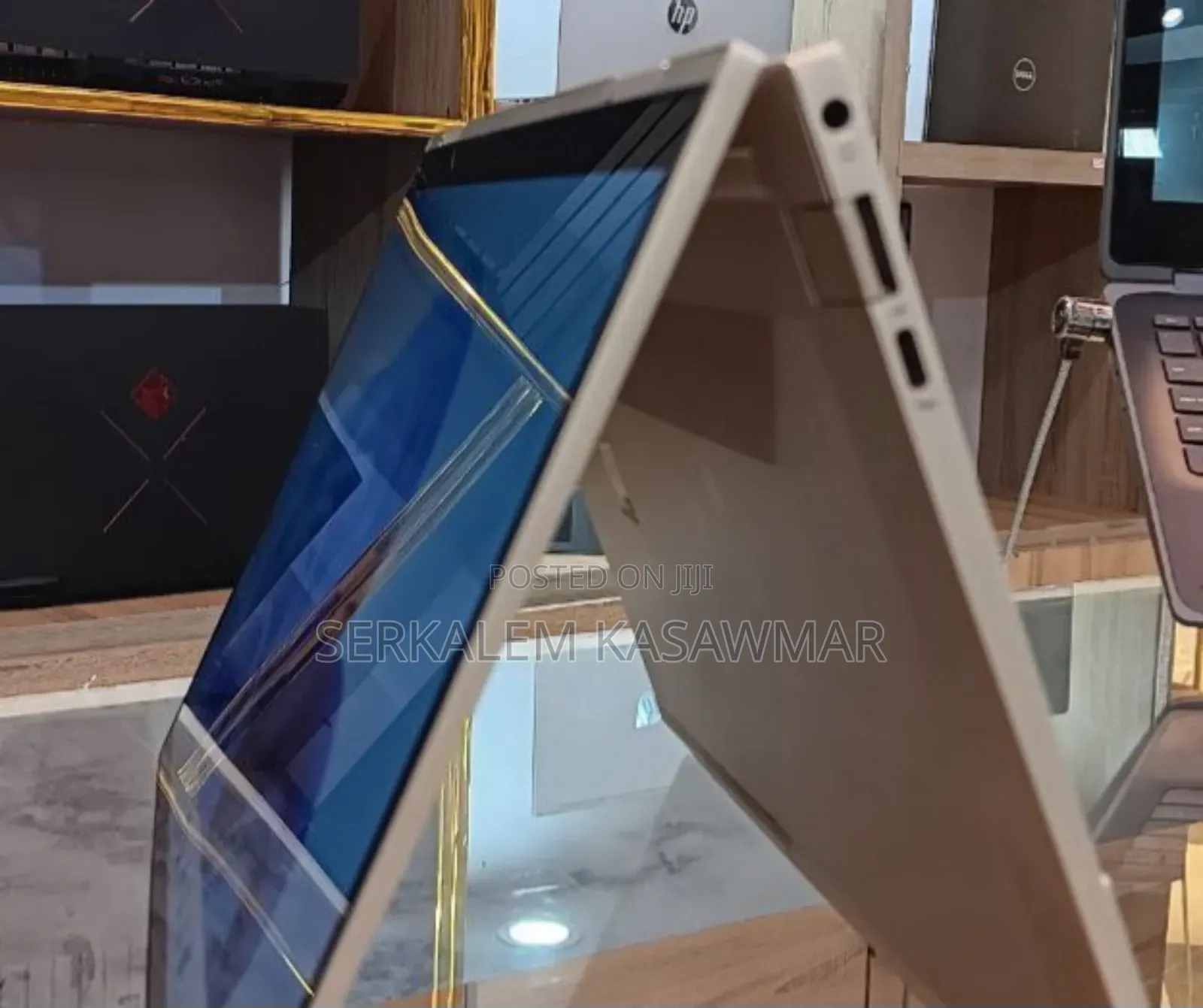 New Laptop HP Envy X360 8GB Intel Core I5 SSD 512GB