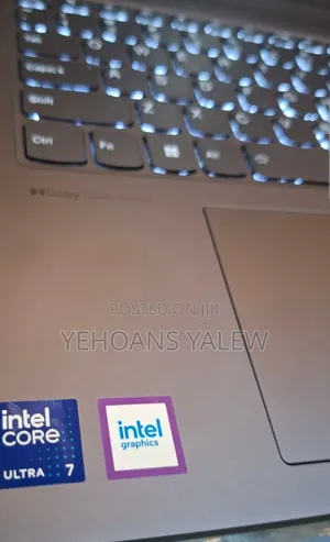 New Laptop Lenovo Yoga 7i 16GB Intel Core Ultra 7 SSD 1T