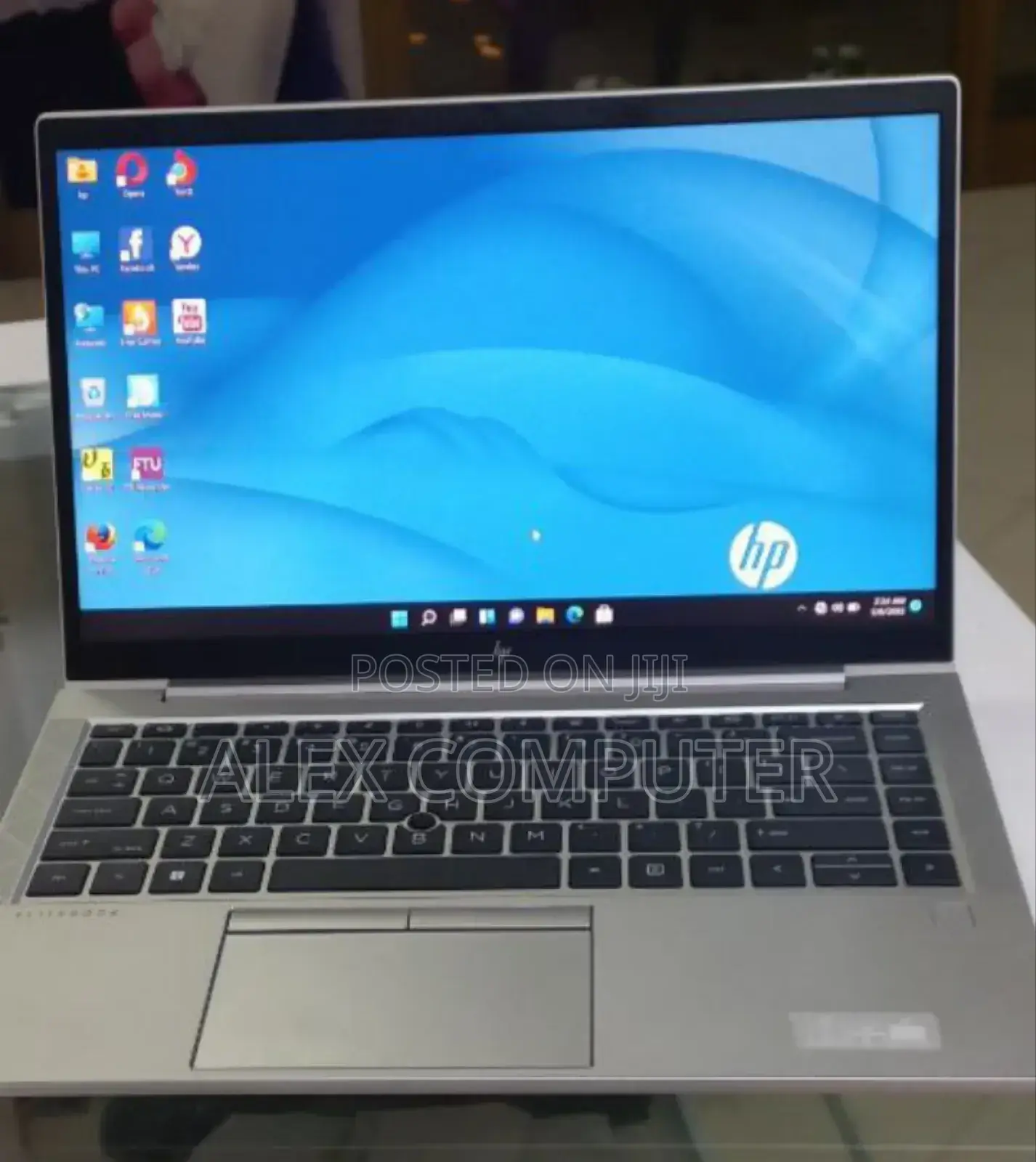 New Laptop HP EliteBook 845 G8 16GB Intel Core I7 SSD 1T