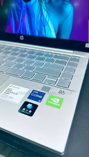 New Laptop HP Pavilion 14 16GB Intel Core I7 SSD 512GB