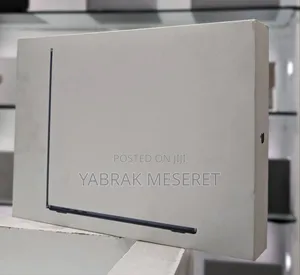 New Laptop Apple MacBook Air 2022 M2 16GB Apple M2 SSD 256GB