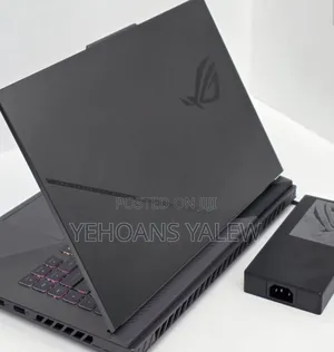 Photo - New Laptop Asus ROG Strix G17 16GB AMD Ryzen 9 SSD 1T