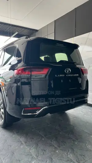 New Toyota Land Cruiser 3.5 Petrol 4WD 2022 Black