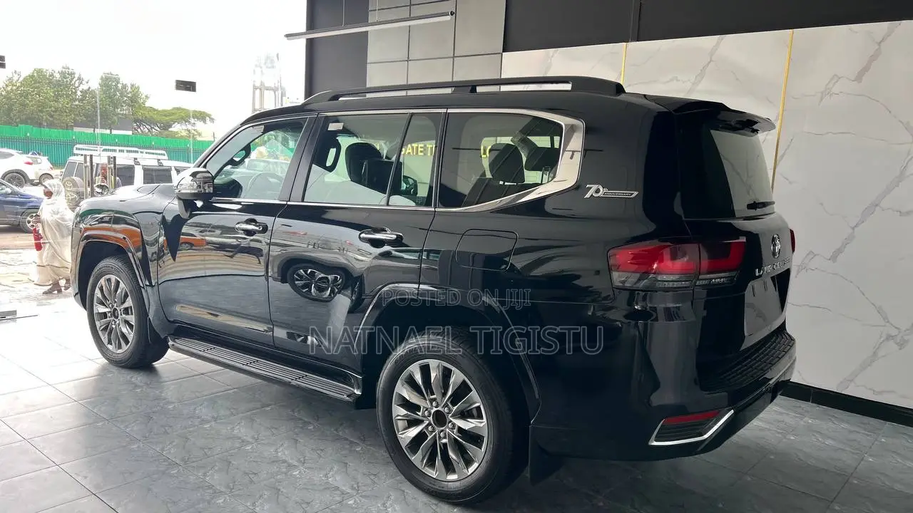 New Toyota Land Cruiser 3.5 Petrol 4WD 2022 Black