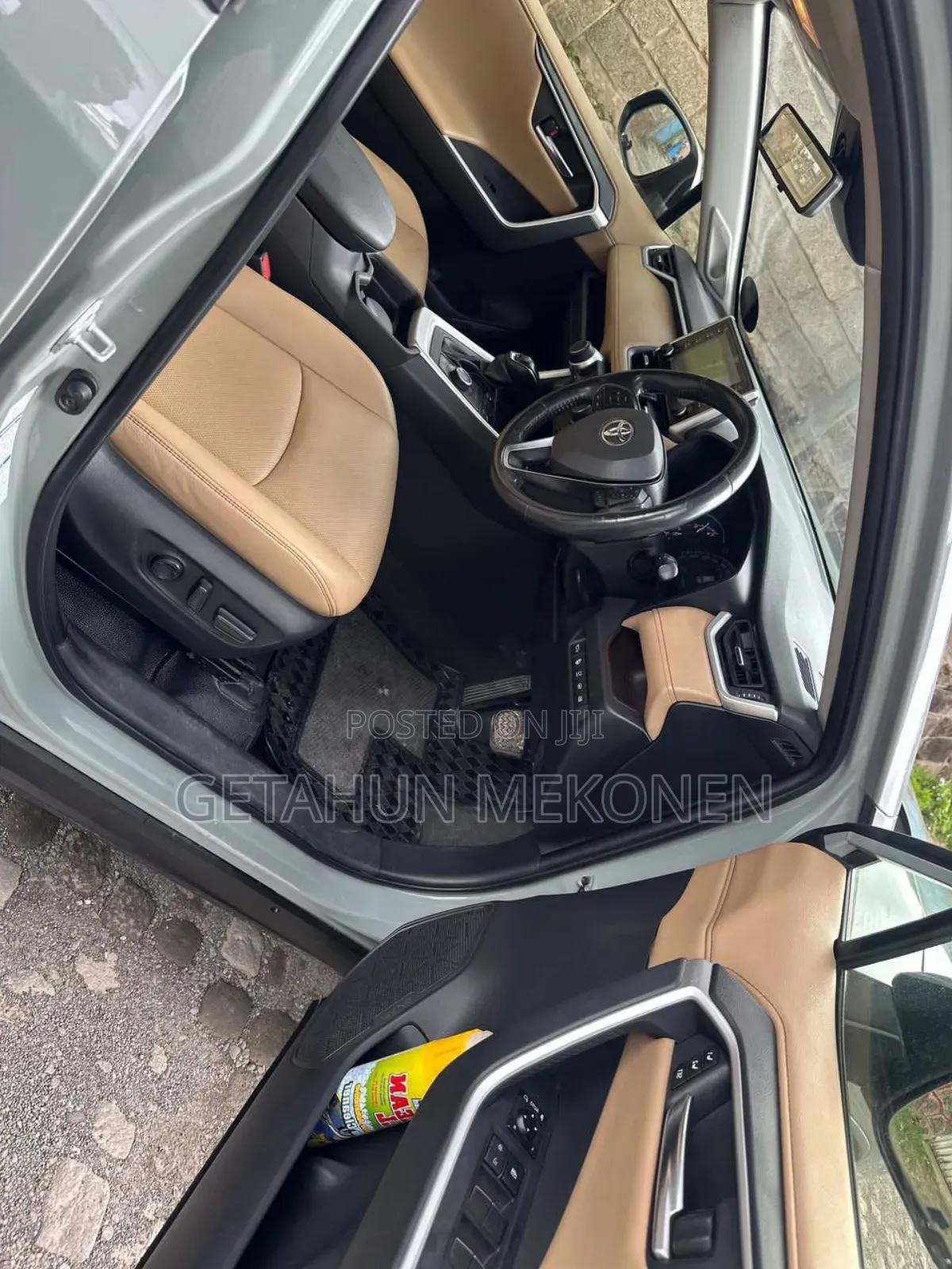 Toyota RAV4 2021 Green