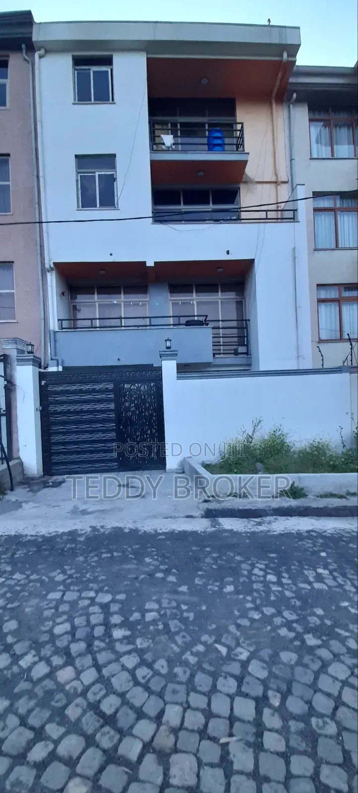 7bdrm House in Haile Garment, Nifas Silk-Lafto for sale