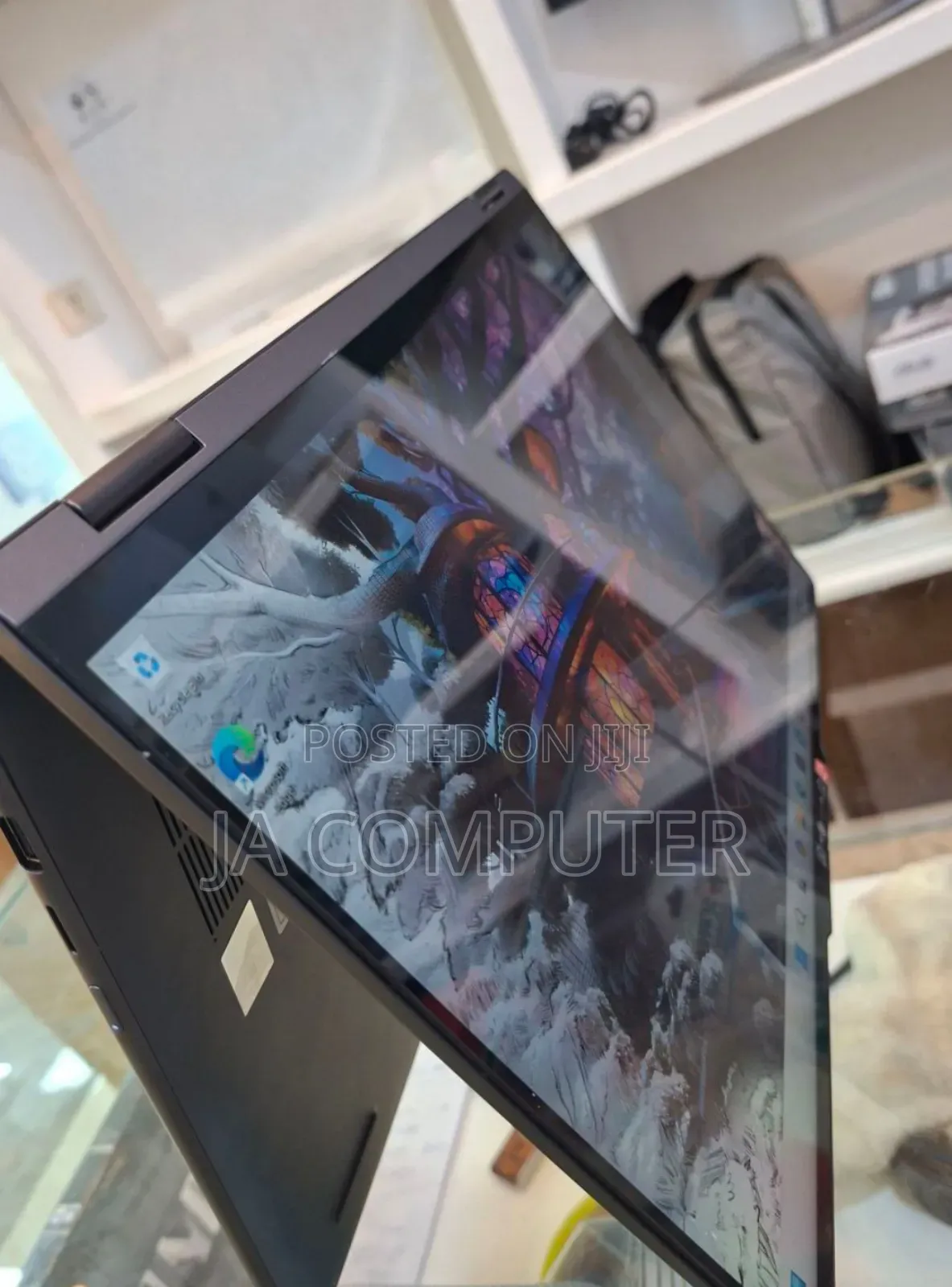 New Laptop Lenovo Yoga 7i 16GB Intel Core Ultra 7 SSD 1T