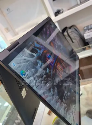 New Laptop Lenovo Yoga 7i 16GB Intel Core Ultra 7 SSD 1T