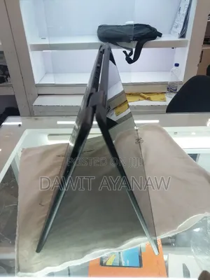 Photo - New Laptop Lenovo Yoga 7i 16GB Intel Core Ultra 7 SSD 1T