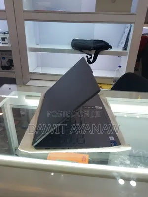 New Laptop Lenovo Yoga 7i 16GB Intel Core Ultra 7 SSD 1T