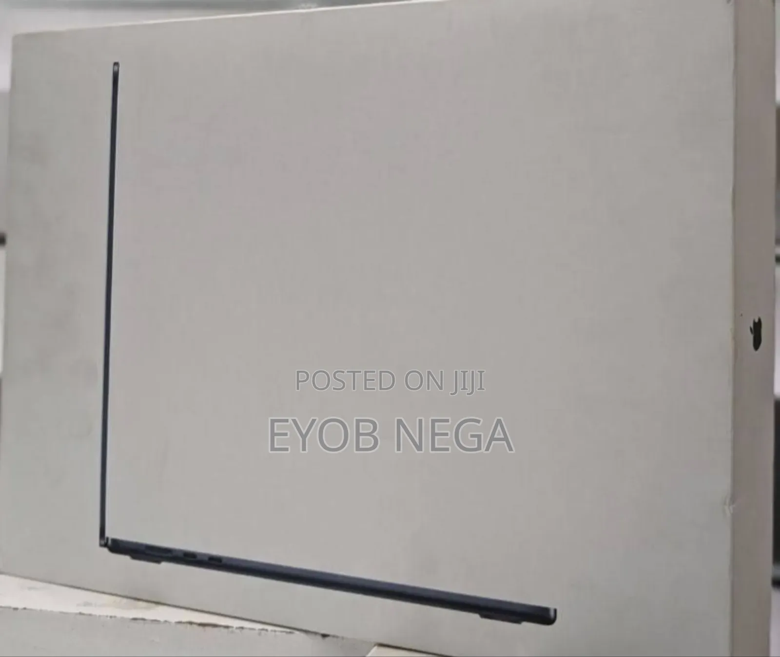 New Laptop Apple MacBook Air 2023 M2 16GB Apple M2 SSD 256GB