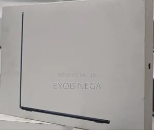 Photo - New Laptop Apple MacBook Air 2023 M2 16GB Apple M2 SSD 256GB