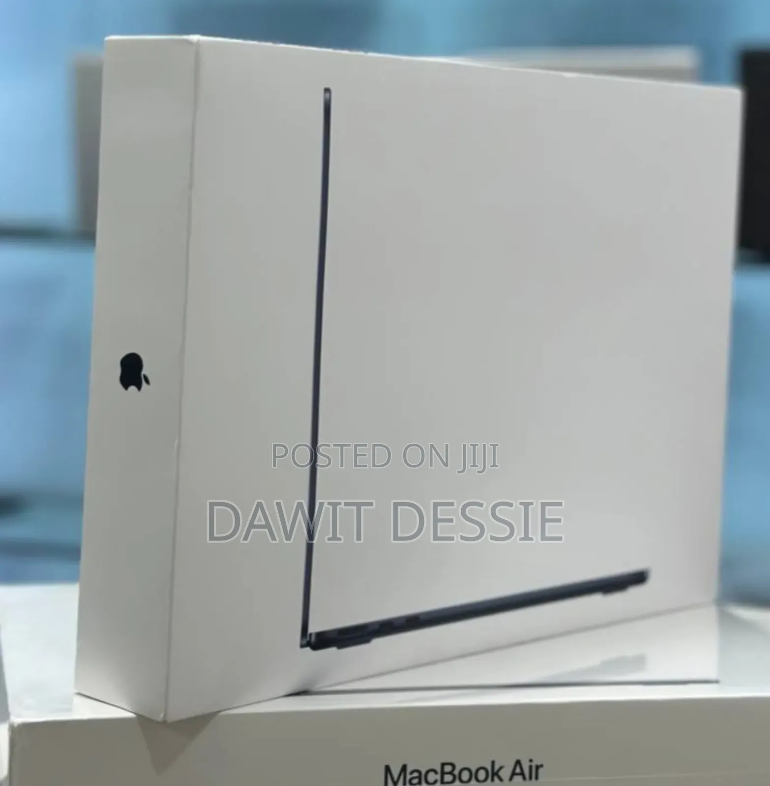 New Laptop Apple MacBook Air 2022 M2 16GB Apple M2 SSD 256GB