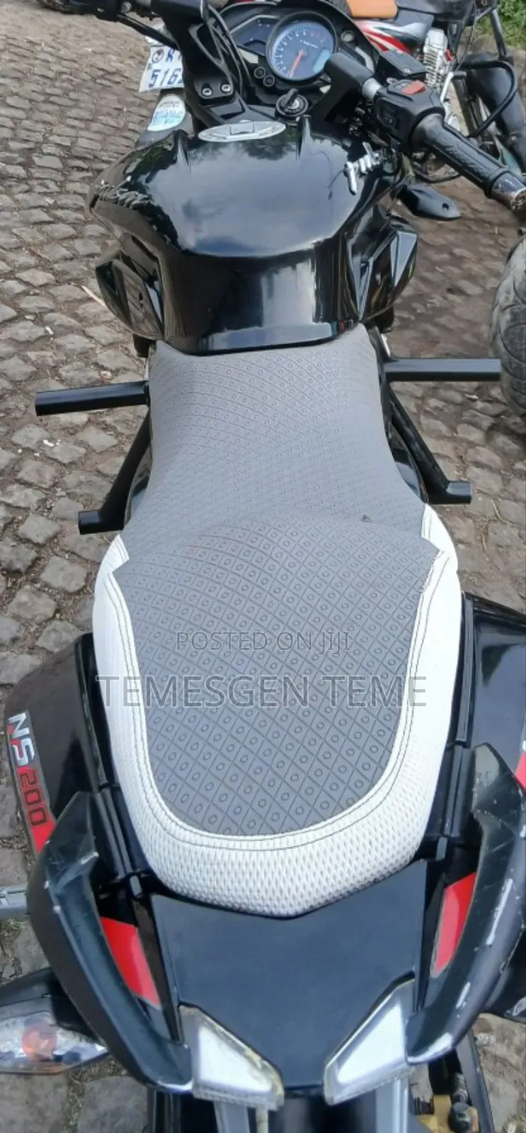 New Bajaj Pulsar RS200 2018 Black