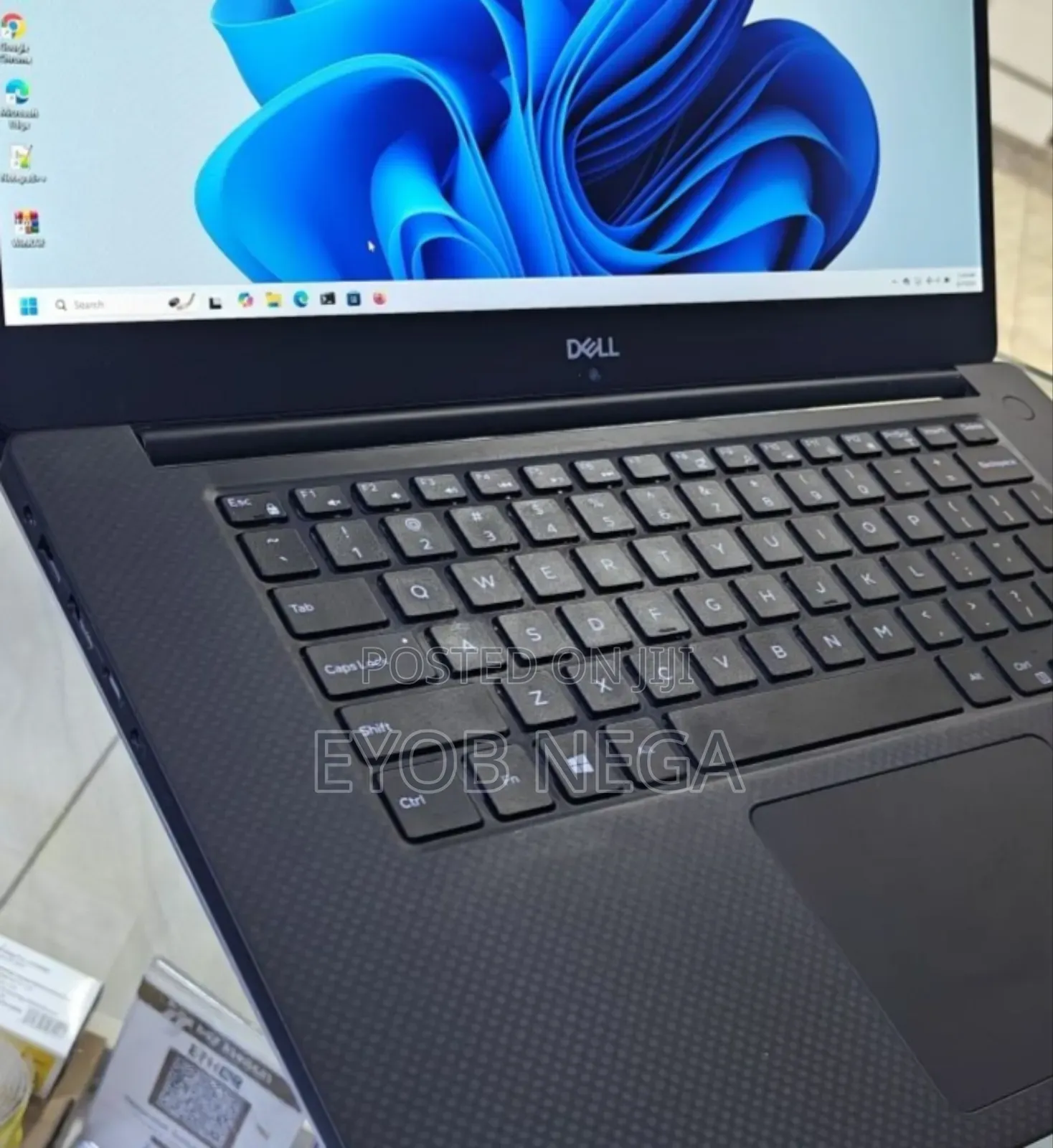 New Laptop Dell Precision 15 3520 32GB Intel Core I7 SSD 1T