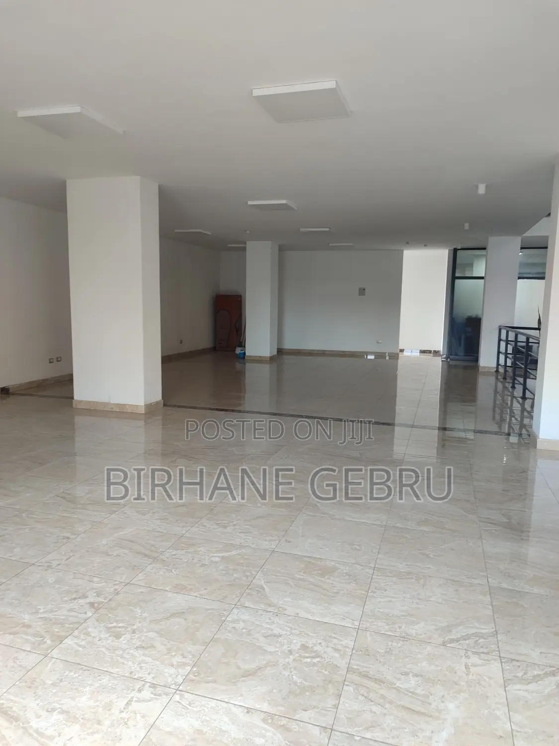 Space of Complex Apartiment Rent for Trainning Center