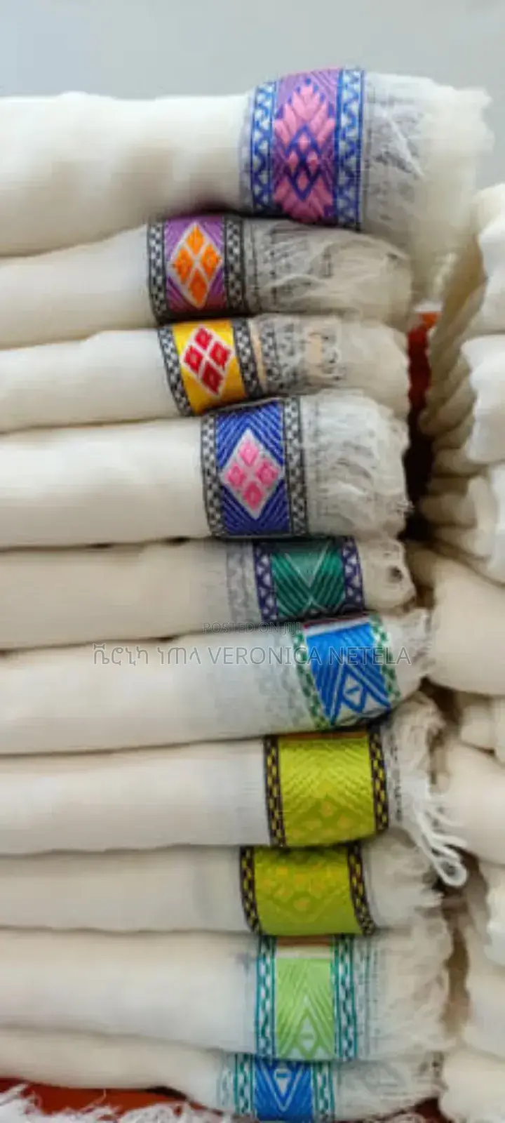 ቬሮኒካ ነጠላ [በኩታ፣ በነጠላ]