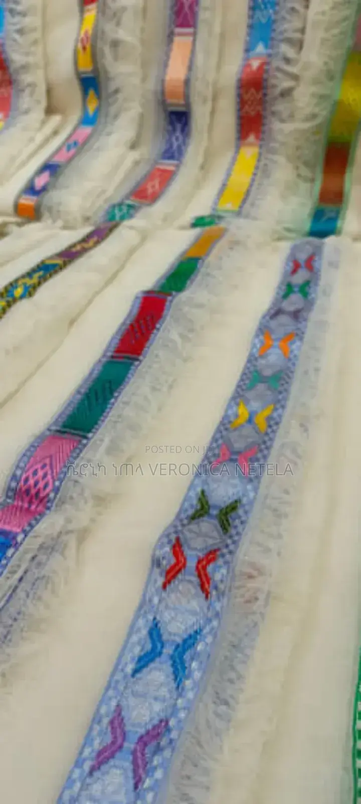 ቬሮኒካ ነጠላ [በኩታ፣ በነጠላ]