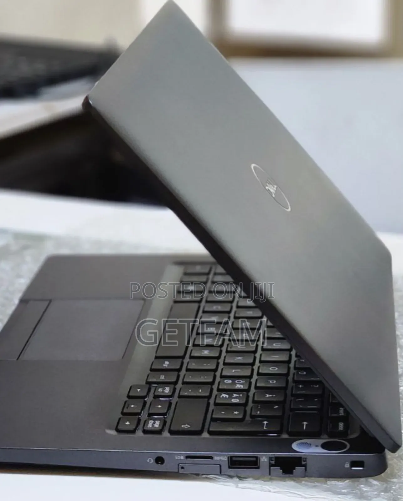 New Laptop Dell XPS 15 8GB Intel Core I5 SSD 256GB