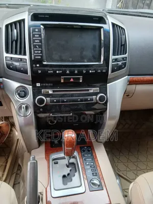 Toyota Hilux 2020 Silver